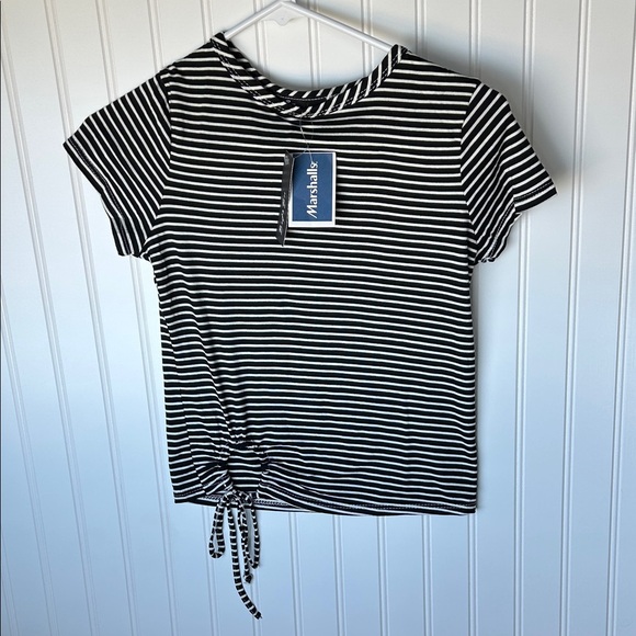 Brit & Bri Tops - Nautica Women's Black and White Striped Short Sleeve Top